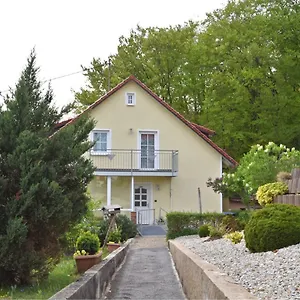 Charming In G Weinstein With Private Garden Apartment